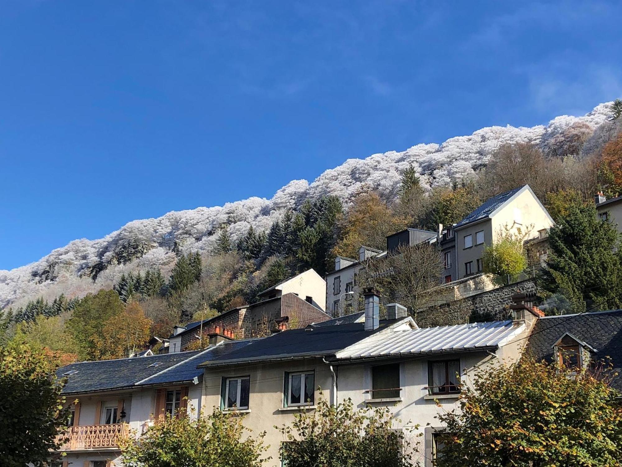 La Maison Des Familles 10 Appartements Le Mont-Dore Exterior photo