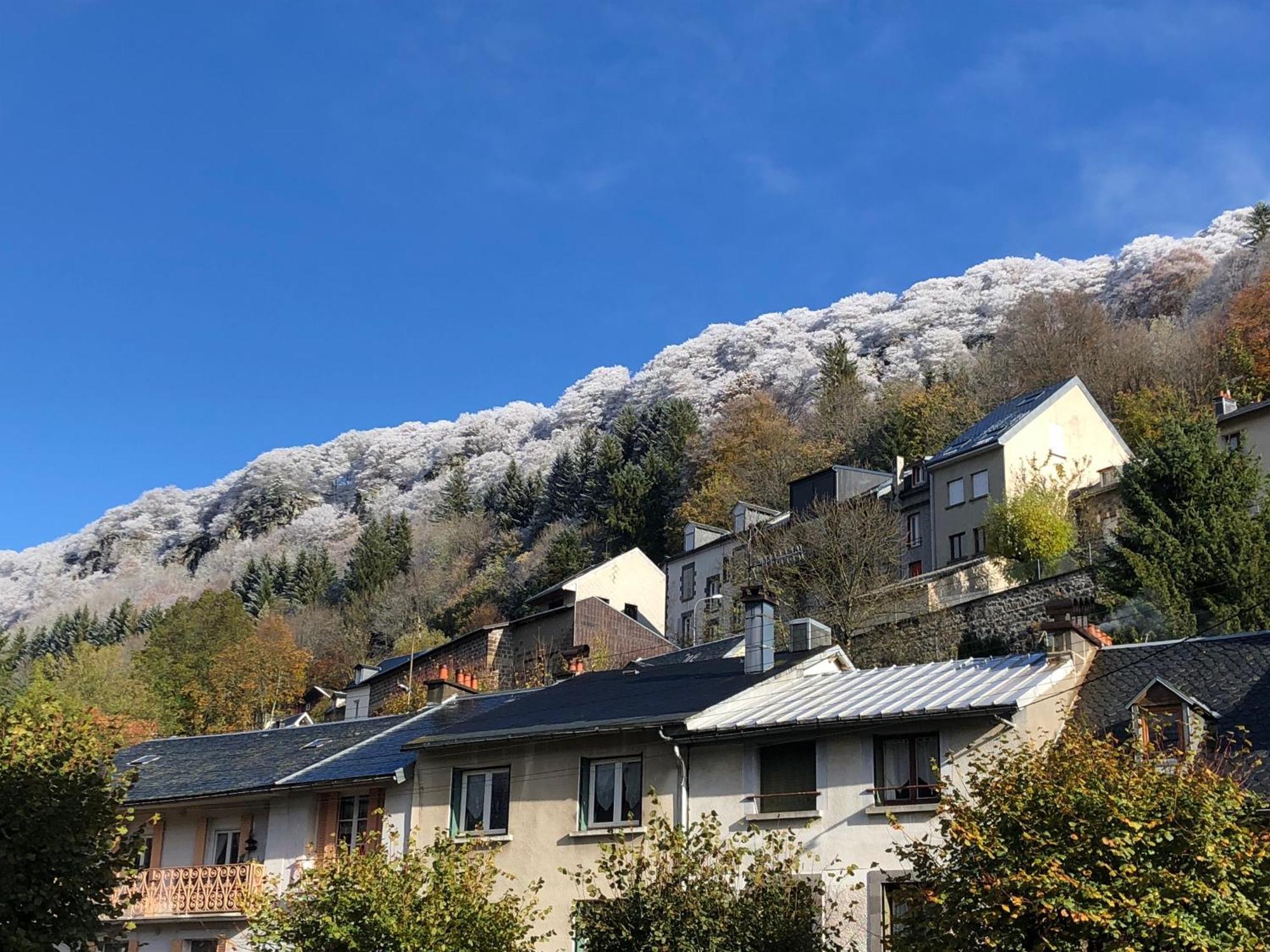 La Maison Des Familles 10 Appartements Le Mont-Dore Room photo