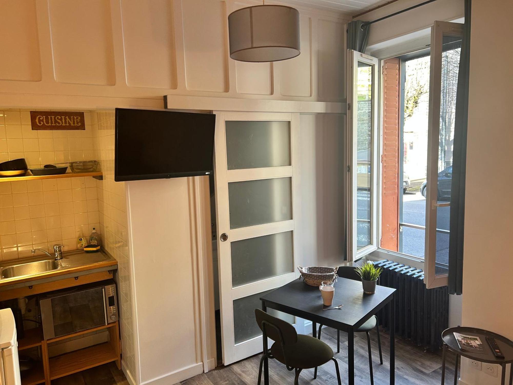 La Maison Des Familles 10 Appartements Le Mont-Dore Room photo